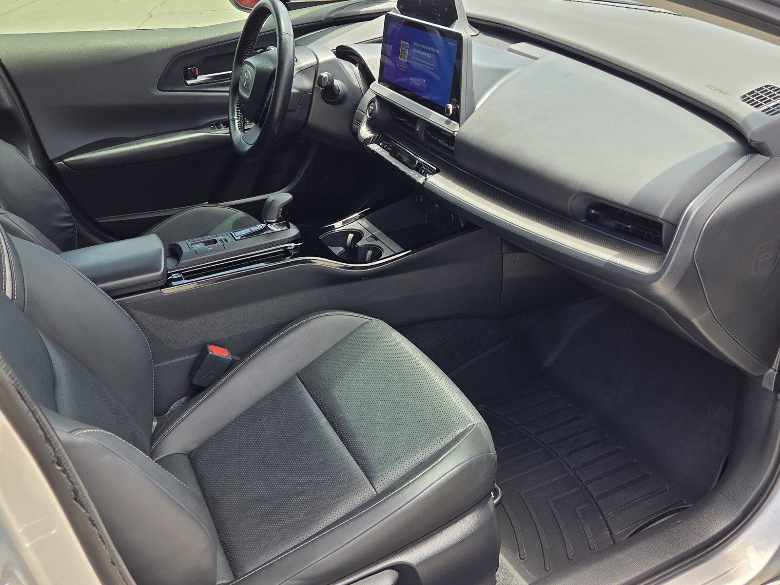 Certified 2025 Toyota Prius Limited FWD image 11