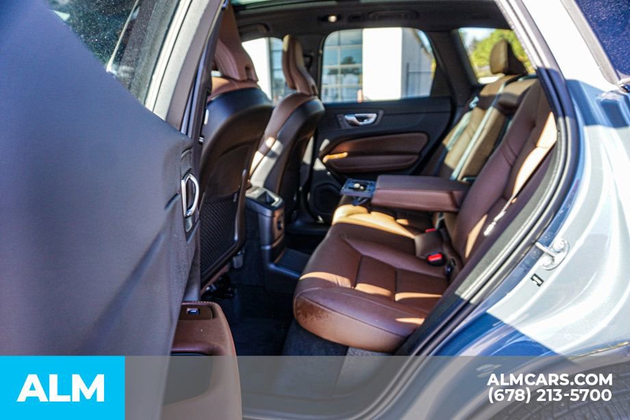 Used 2024 Volvo XC60 T8 Plus w/ Climate Package image 21