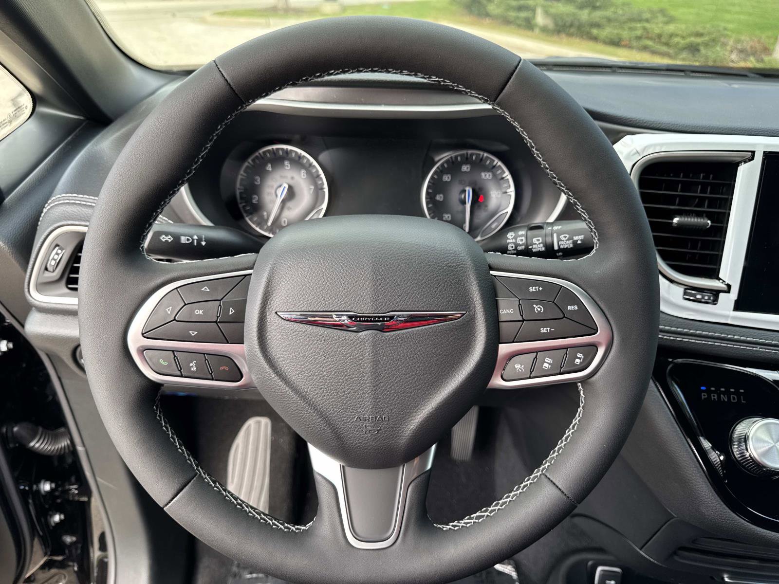 New 2026 Chrysler Pacifica Select image 28
