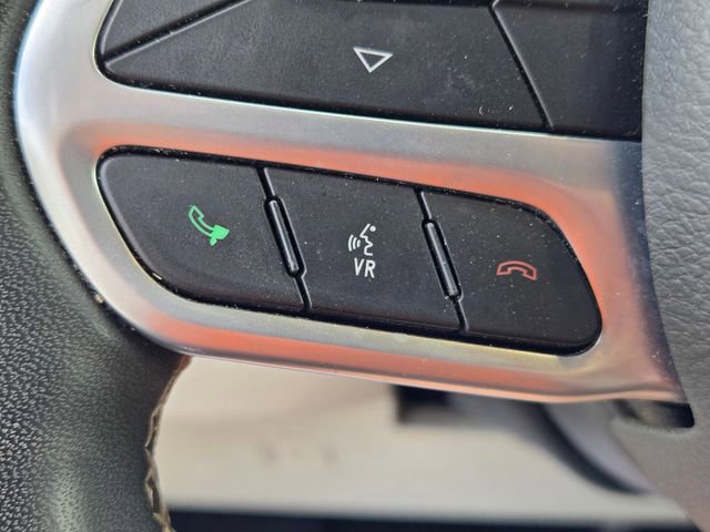 Used 2022 Chrysler Pacifica Touring-L FWD image 20