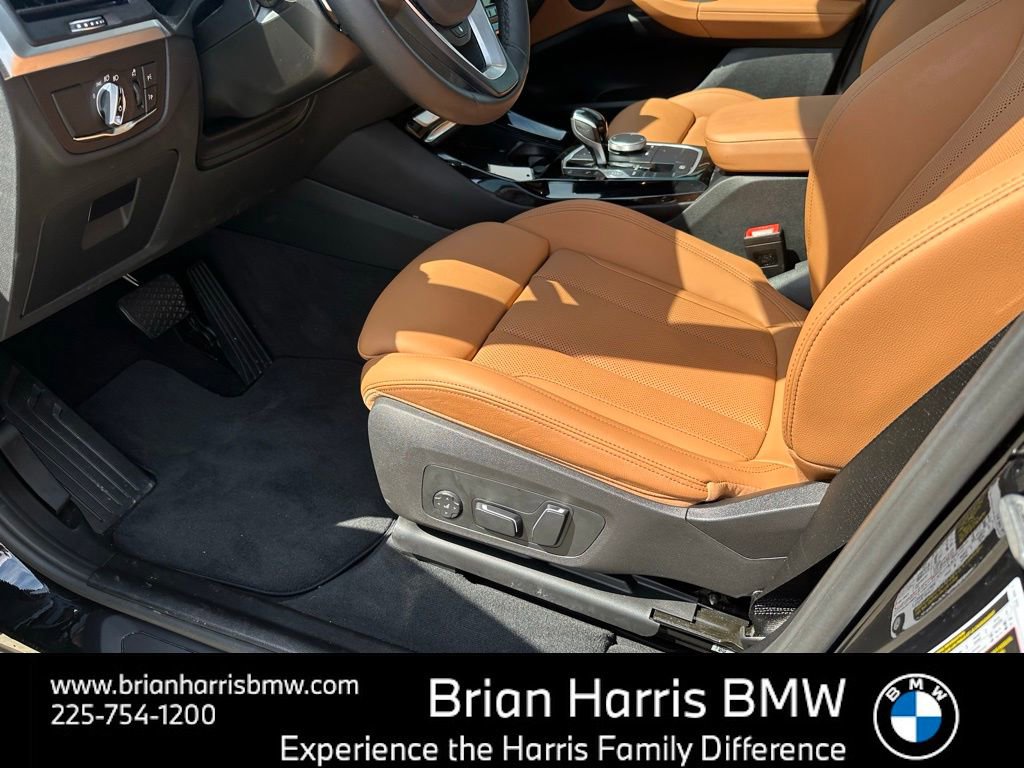 Used 2024 BMW X3 sDrive30i w/ Premium Package image 10