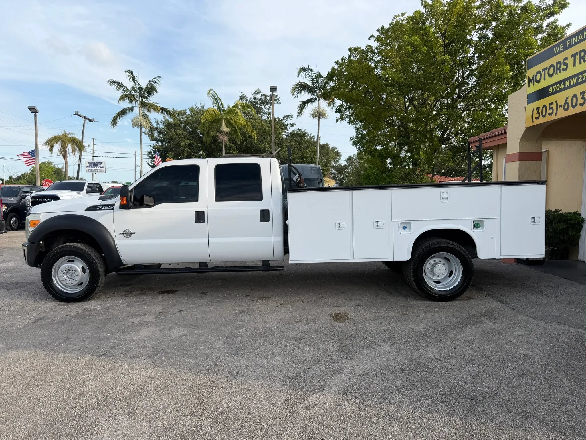 Used 2016 Ford F450 XL w/ Power Equipment Group AWD/4WD image 3