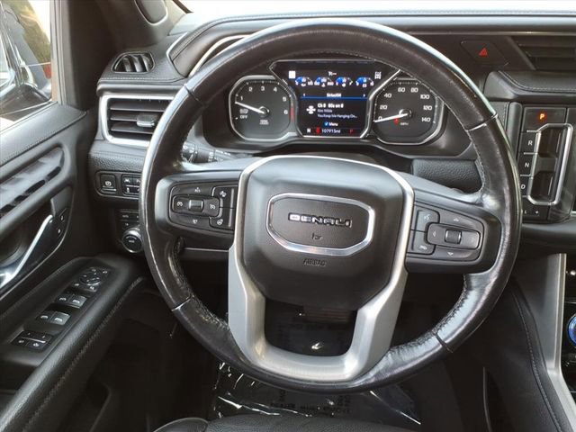 Used 2021 GMC Yukon XL Denali w/ Denali Premium Package image 16