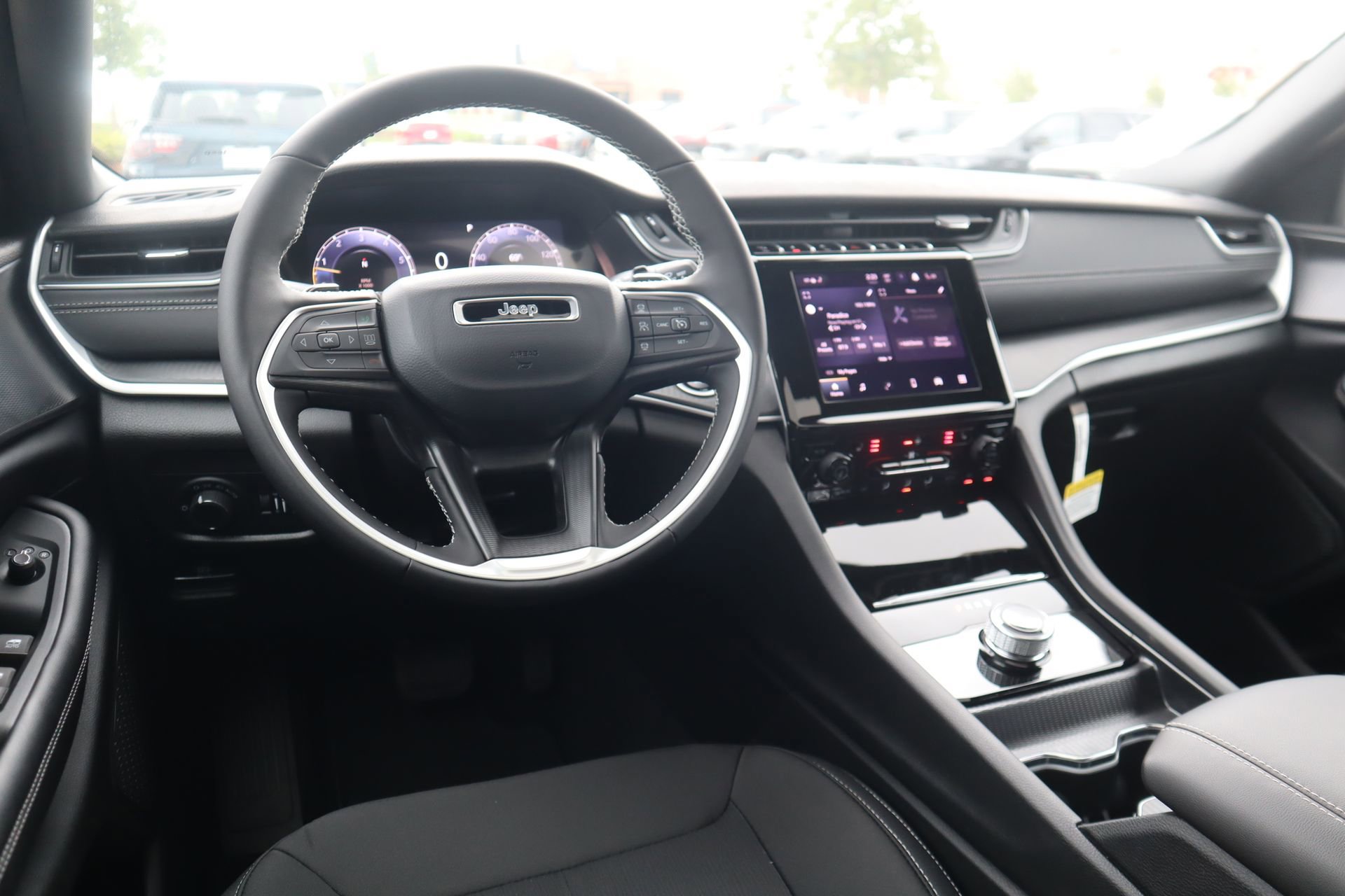 New 2026 Jeep Grand Cherokee Laredo X AWD/4WD image 2
