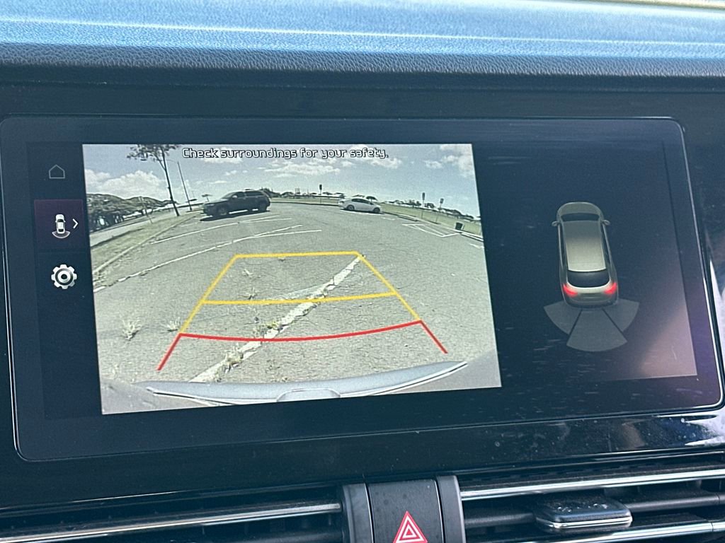 Used 2022 Kia Niro EX Premium image 17