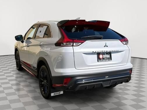 Used 2024 Mitsubishi Eclipse Cross AWD image 5