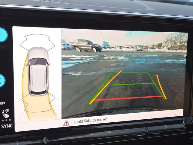 Used 2024 Volkswagen Atlas Cross Sport SEL R-Line image 5