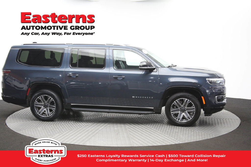 Used 2024 Jeep Wagoneer L Series II w/ Flexible Seating Group RWD image 53
