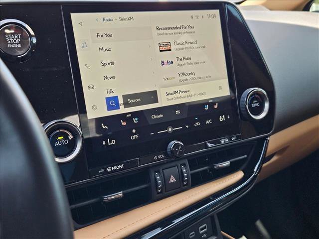 Used 2025 Lexus NX 250 FWD w/ Towing Package (2000 Lbs) image 8