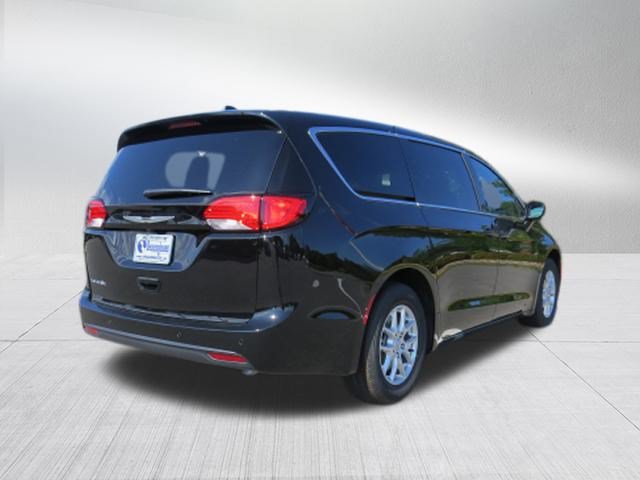 New 2025 Chrysler Voyager LX FWD image 3