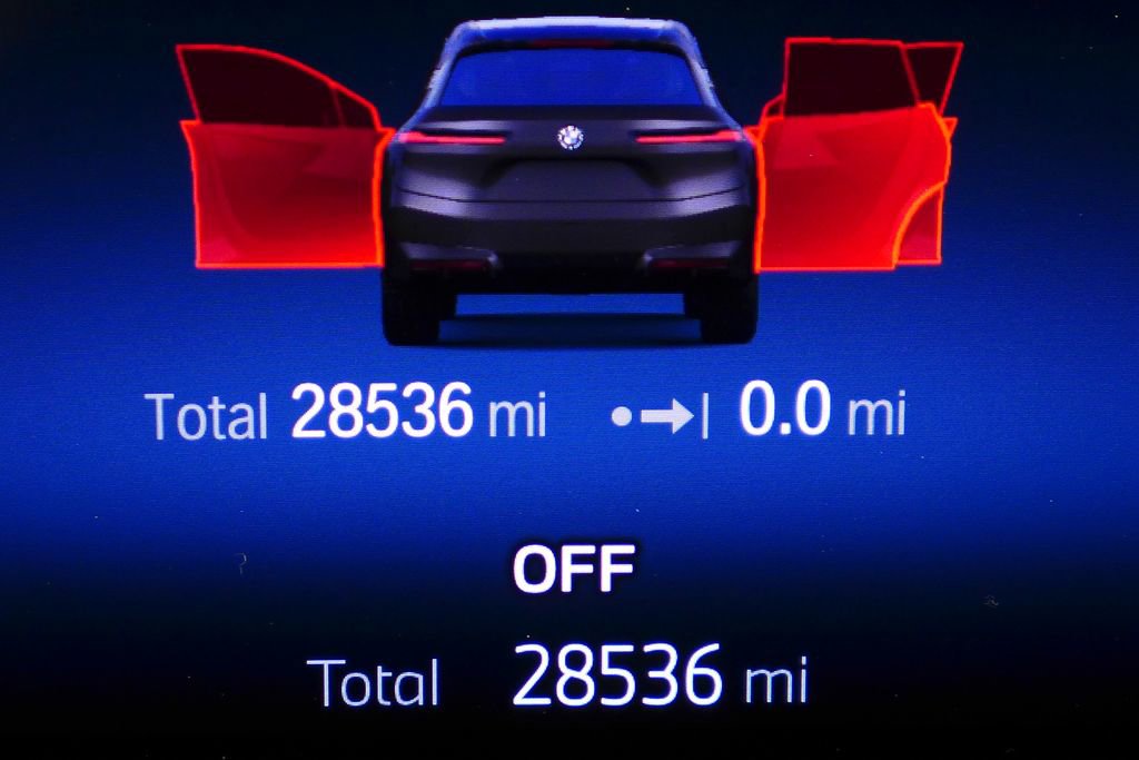 Certified 2023 BMW iX xDrive50 w/ Sport Package image 32