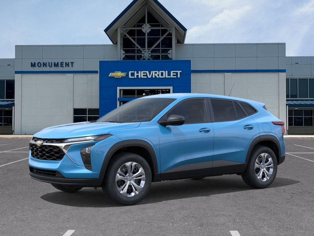 New 2026 Chevrolet Trax LS FWD image 2