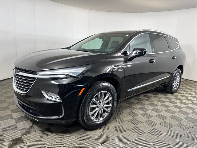 Used 2023 Buick Enclave Essence image 7