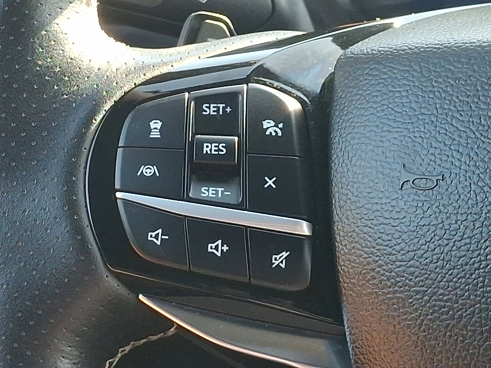 Certified 2022 Ford Explorer ST image 21