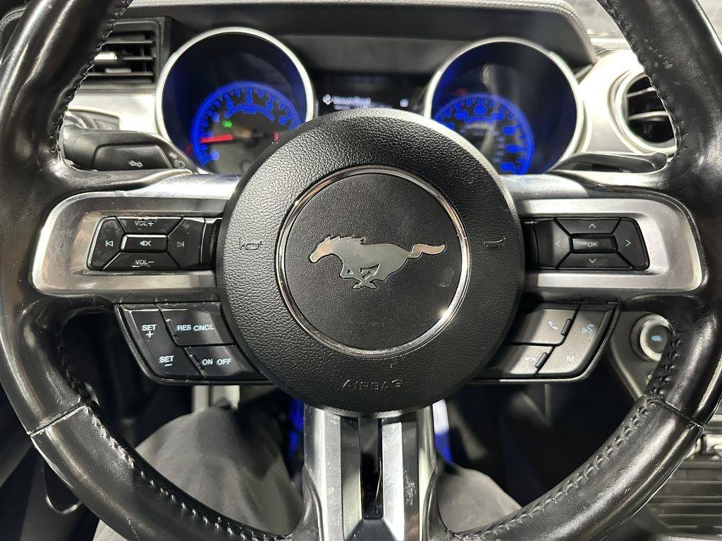 Used 2018 Ford Mustang Premium RWD image 22