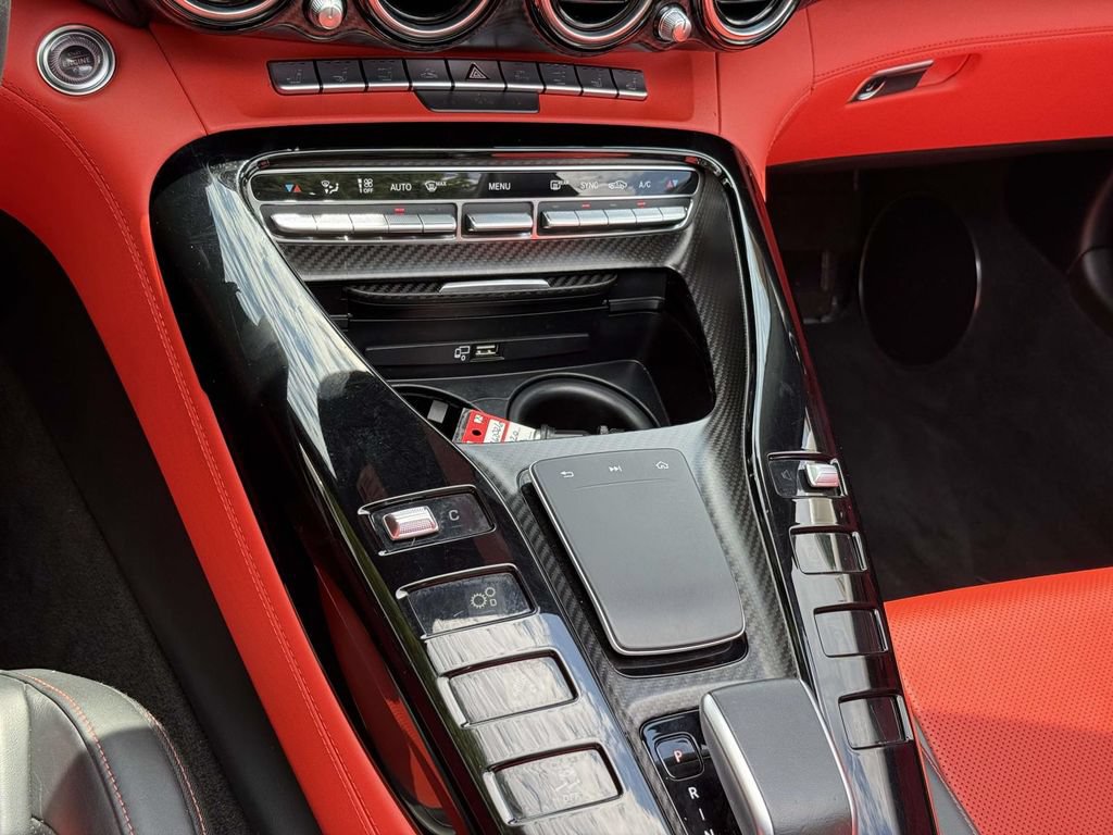 Used 2020 Mercedes-Benz AMG GT C w/ AMG Interior Night Package image 18