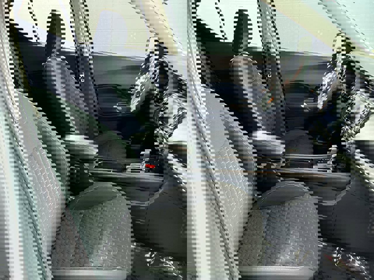 Used 2021 Nissan Kicks SV image 29