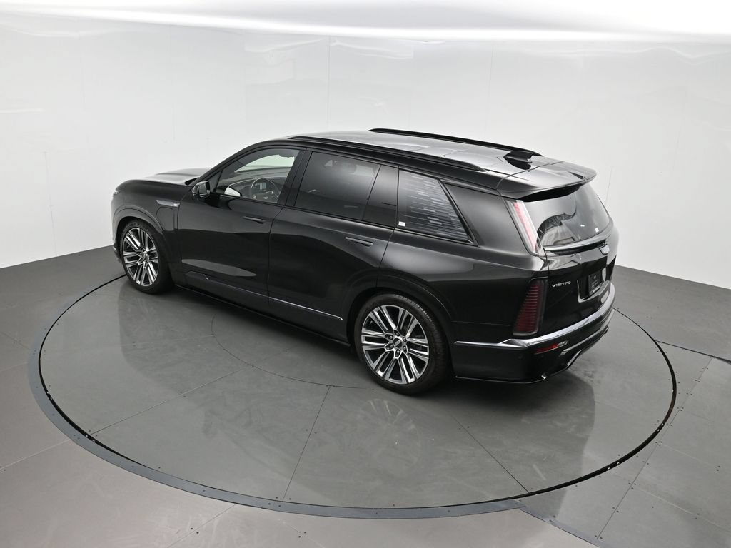 Certified 2026 Cadillac Vistiq Platinum w/ LPO, Floor Liner Package AWD/4WD image 42