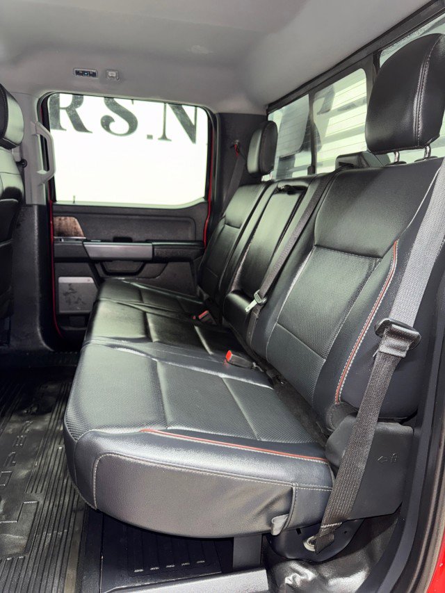 Used 2024 Ford F350 Lariat image 35