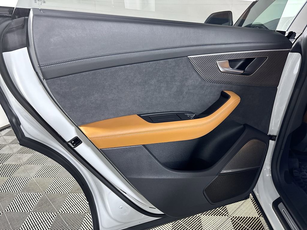 Used 2025 Audi RS Q8 performance image 21