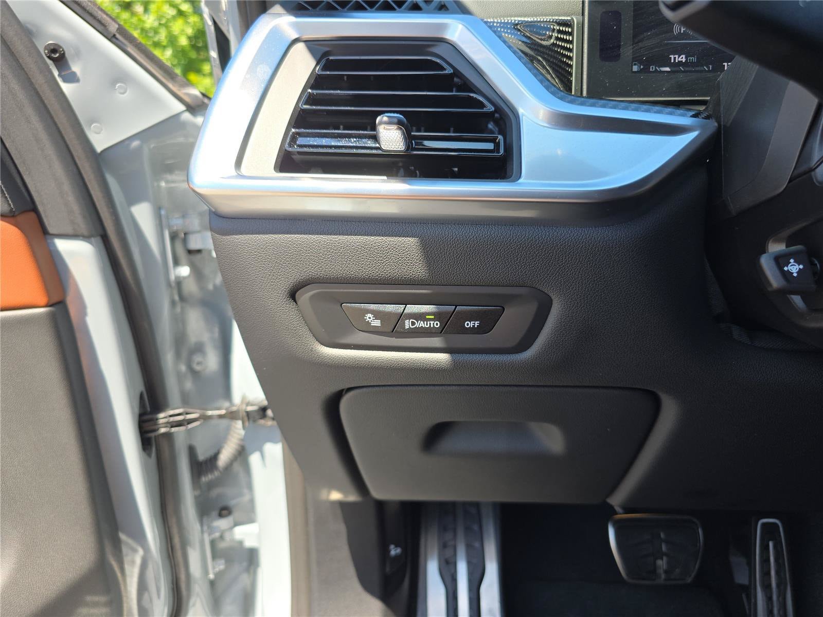 Used 2026 BMW X6 M60i AWD/4WD image 33