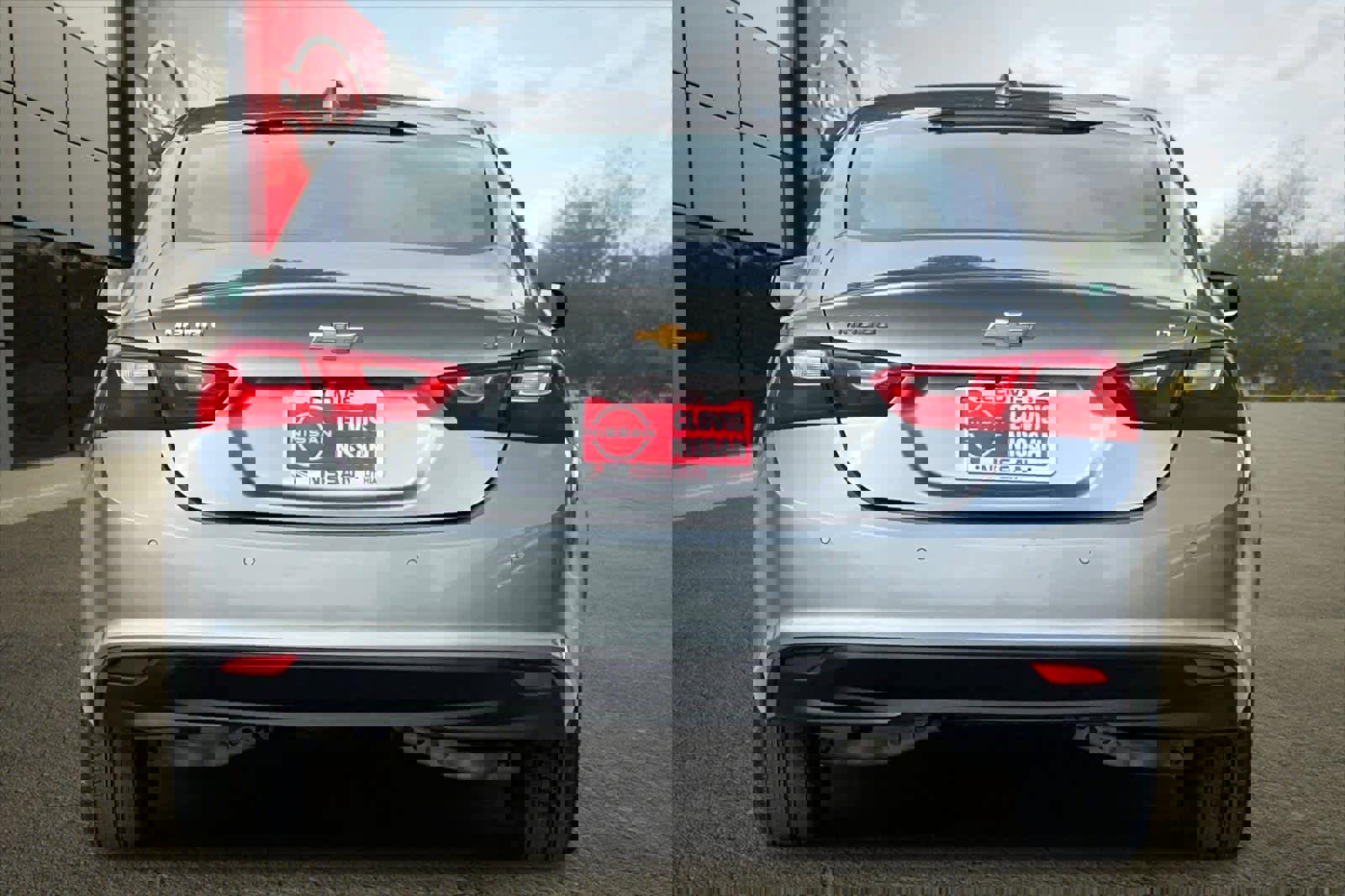 Used 2024 Chevrolet Malibu LT image 8