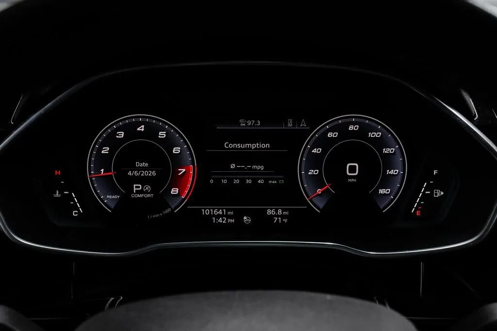 Used 2020 Audi Q3 2.0T Prestige AWD/4WD image 25