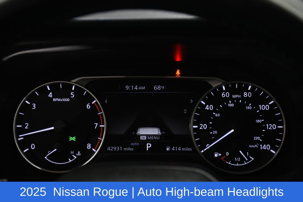 Used 2025 Nissan Rogue SV AWD/4WD image 13