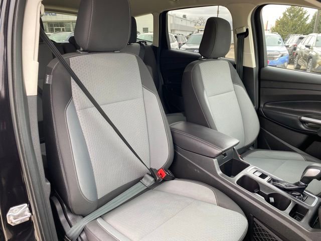 Used 2019 Ford Escape SE image 9