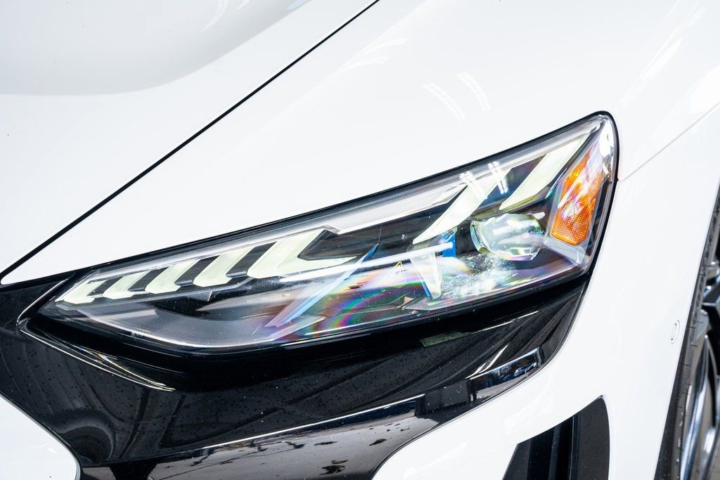 Used 2024 Audi e-tron GT Prestige image 13