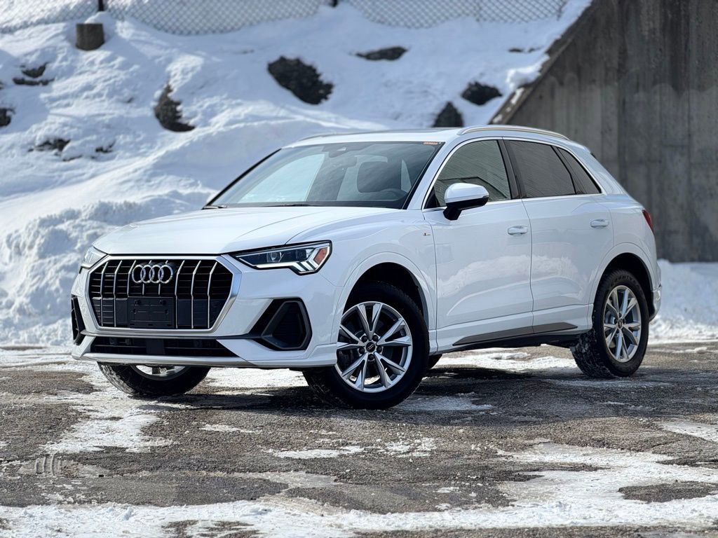Used 2025 Audi Q3 2.0T Premium
