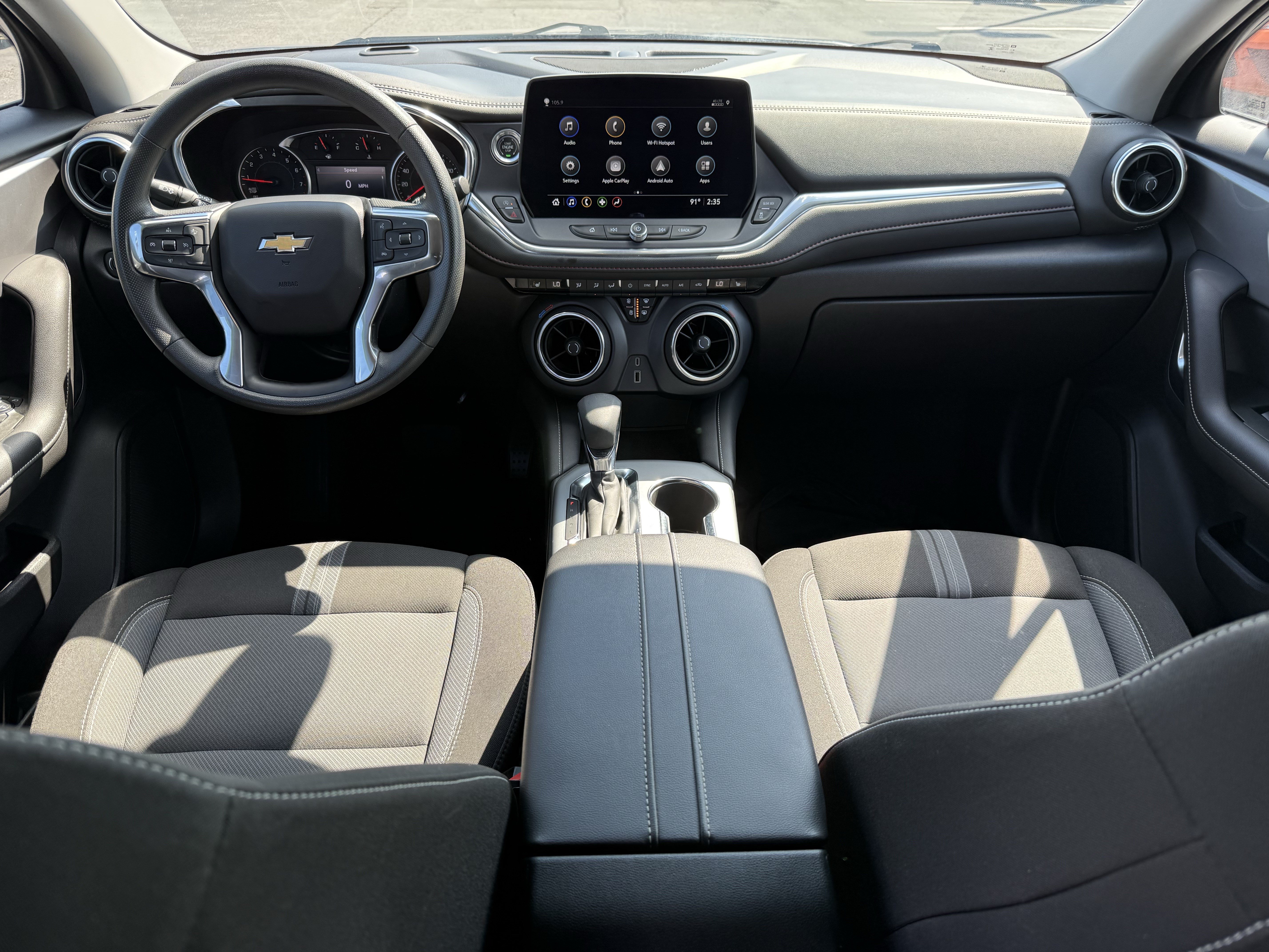 Used 2025 Chevrolet Blazer LT FWD image 30