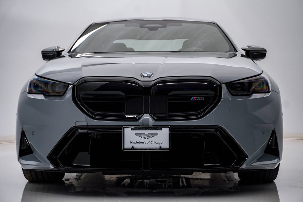 Used 2025 BMW M5 AWD/4WD image 6