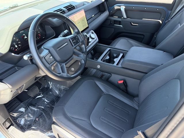 Used 2022 Land Rover Defender 110 X-Dynamic SE AWD/4WD image 5
