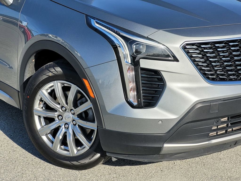Used 2023 Cadillac XT4 Premium Luxury image 9