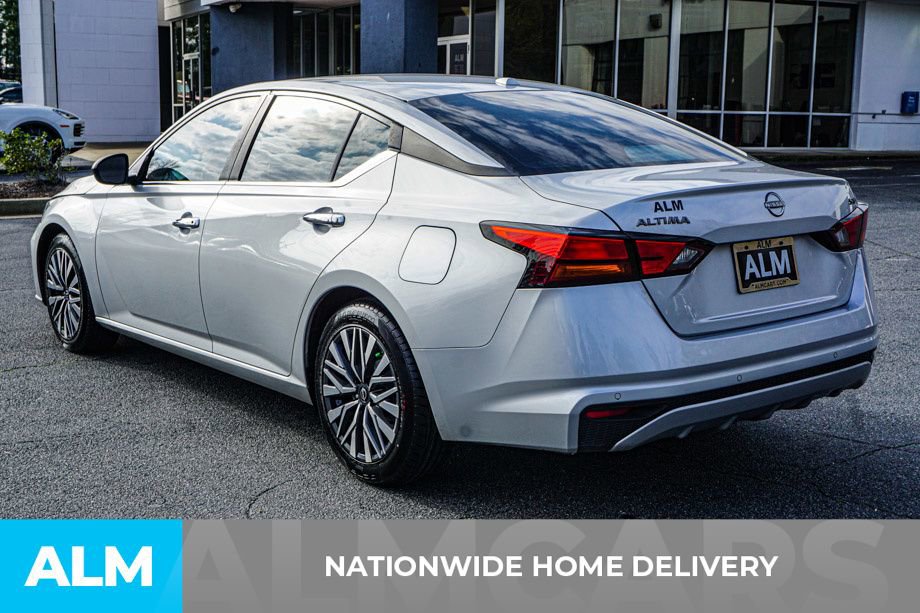 Used 2024 Nissan Altima 2.5 SV image 5