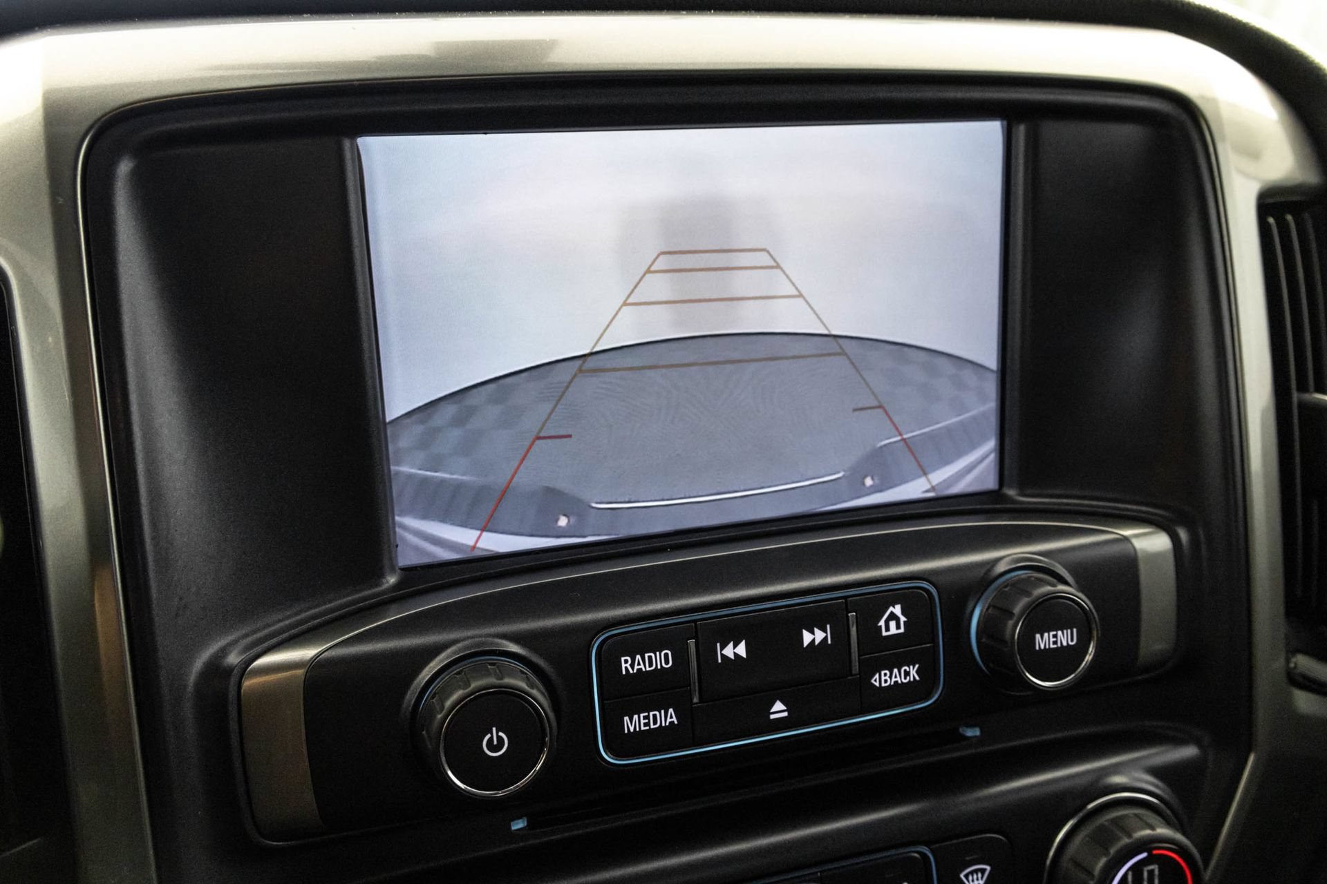 Used 2018 Chevrolet Silverado 1500 LT w/ All Star Edition AWD/4WD image 8
