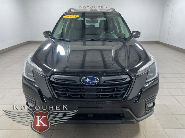 Used 2023 Subaru Forester Limited image 2