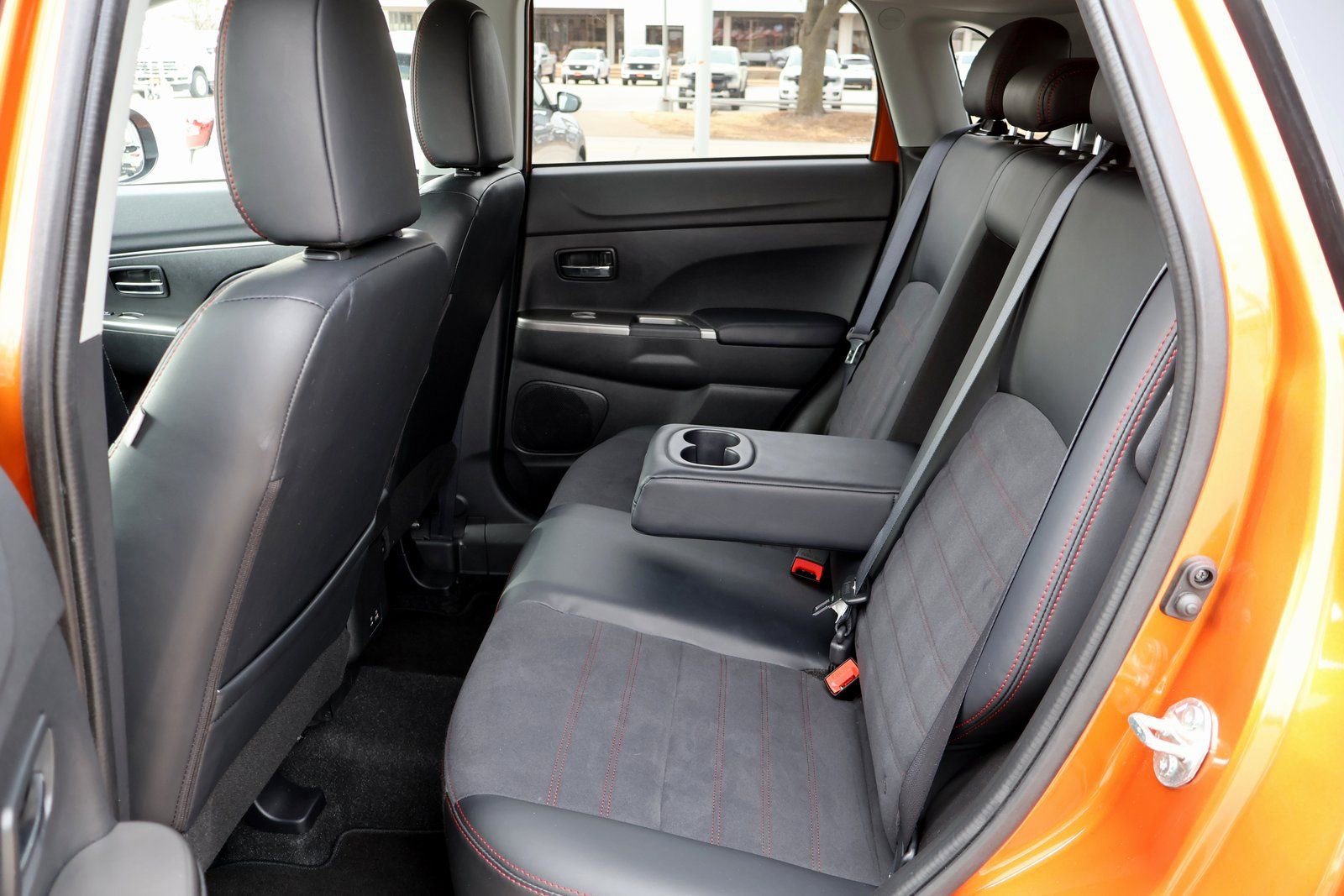 Used 2024 Mitsubishi Outlander Sport SE AWD/4WD image 17