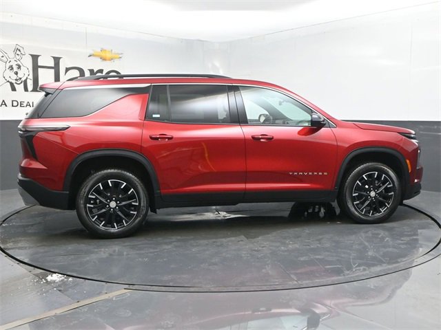 New 2026 Chevrolet Traverse LT w/ Sun and Wheel Package image 16