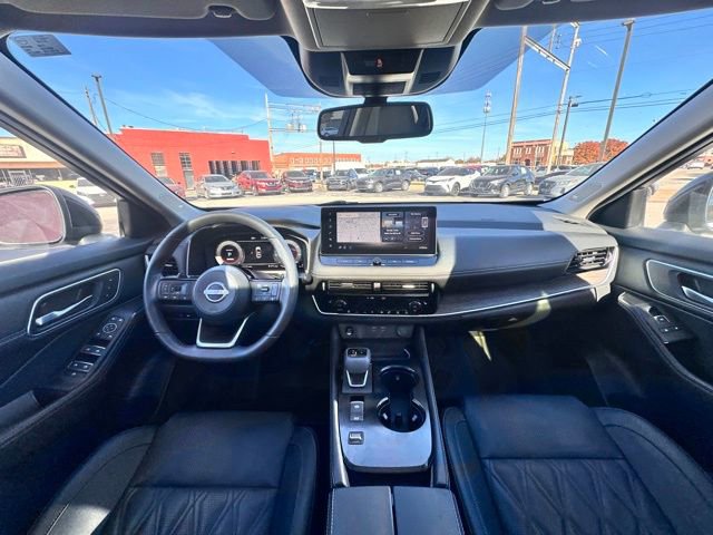 Certified 2024 Nissan Rogue Platinum w/ Platinum Premium Package image 35