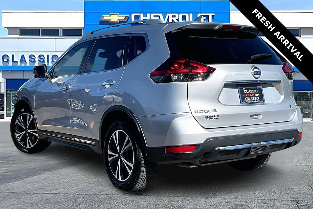 Used 2018 Nissan Rogue SL image 4
