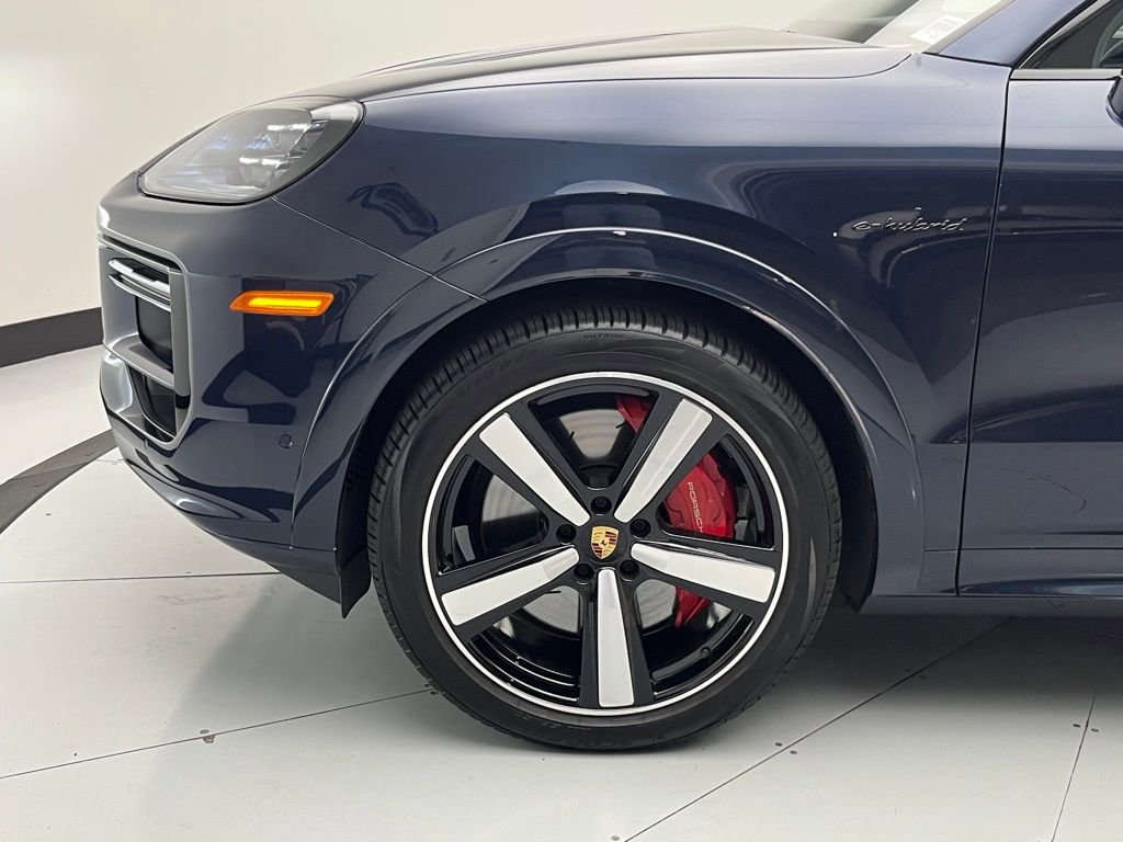 Used 2024 Porsche Cayenne Turbo image 54