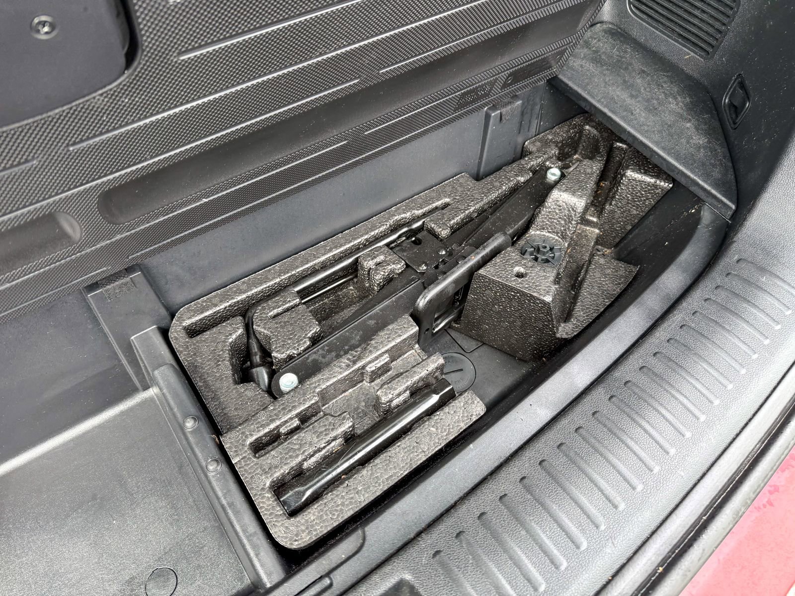 Certified 2020 Kia Sorento LX image 38