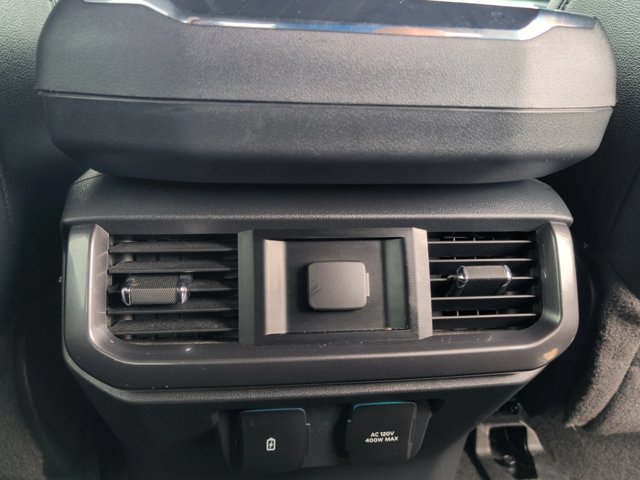 Used 2023 Ford F150 Lariat AWD/4WD image 17