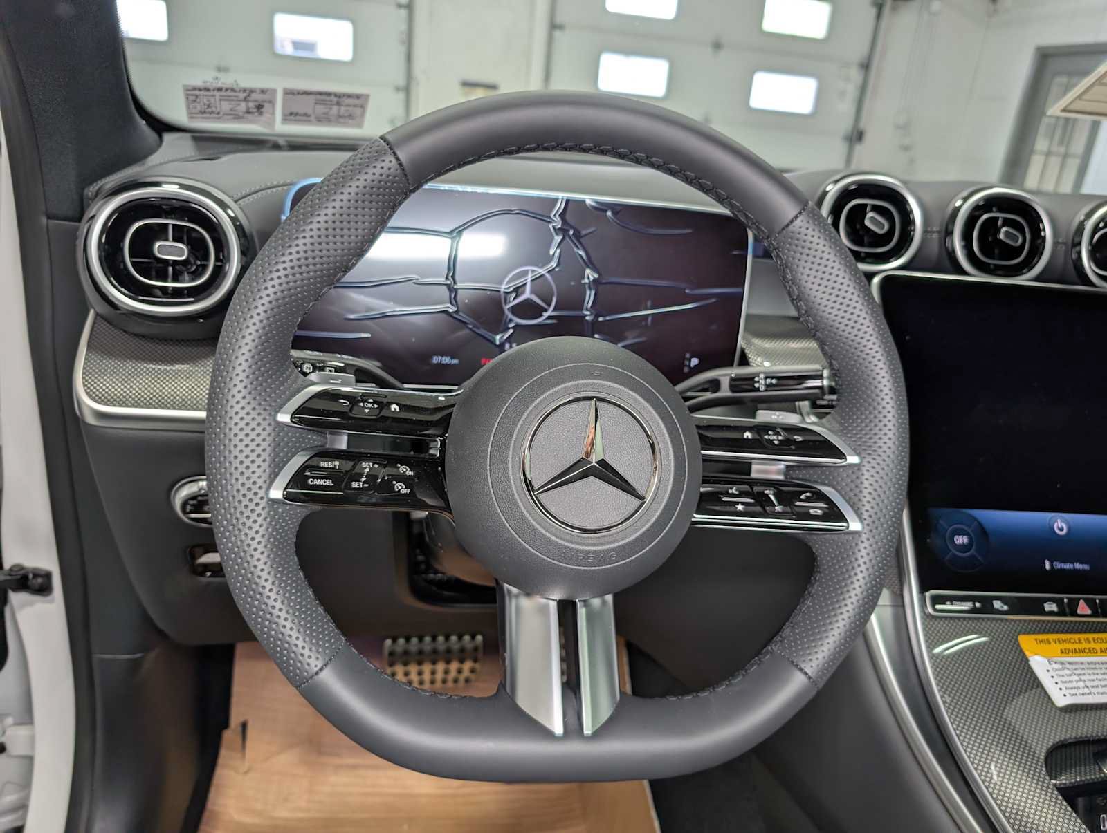 New 2026 Mercedes-Benz GLC 300 4MATIC image 33