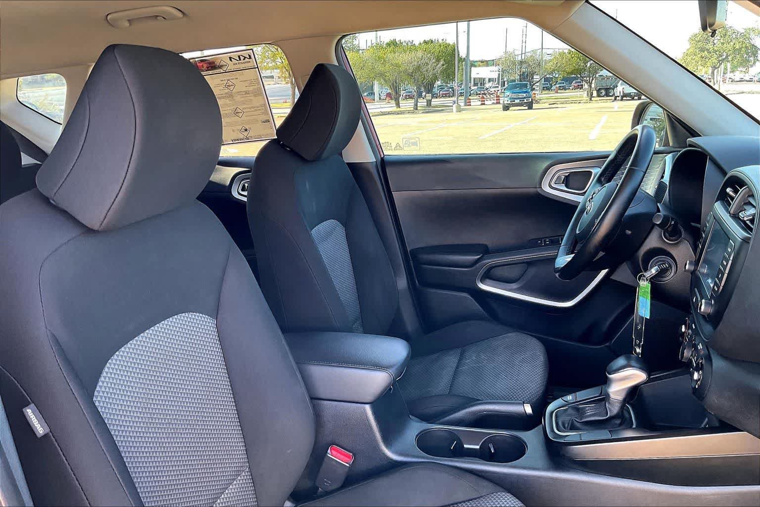 Certified 2021 Kia Soul X-Line FWD image 12