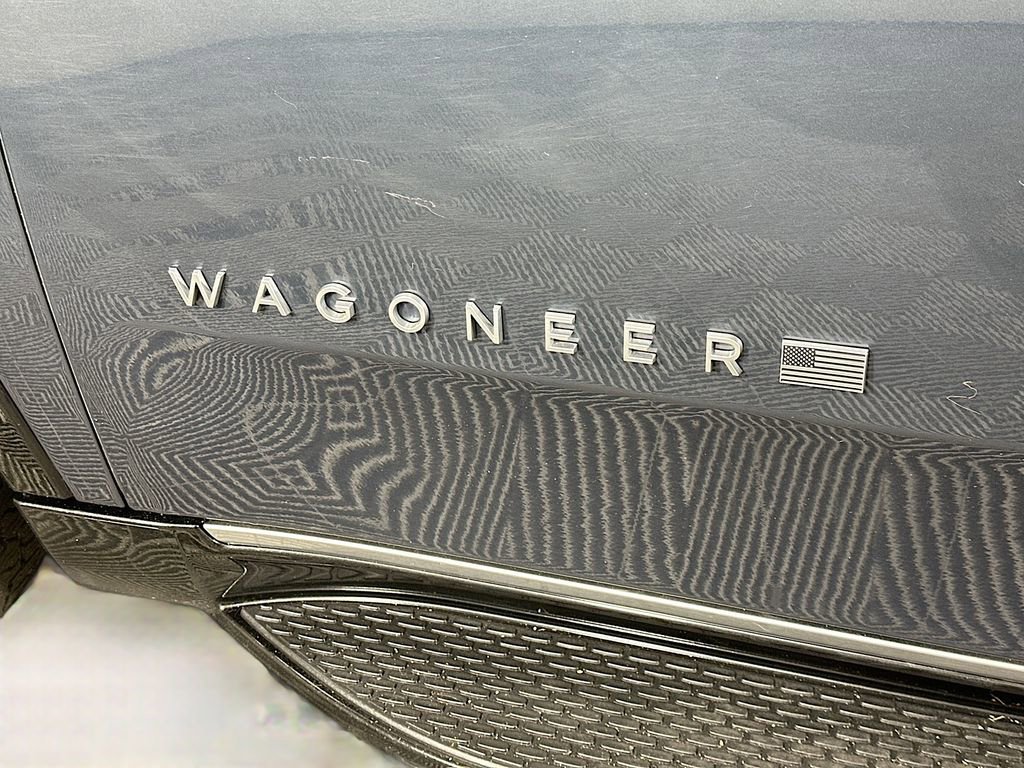 Used 2023 Jeep Wagoneer 4WD w/ Premium Group I image 29