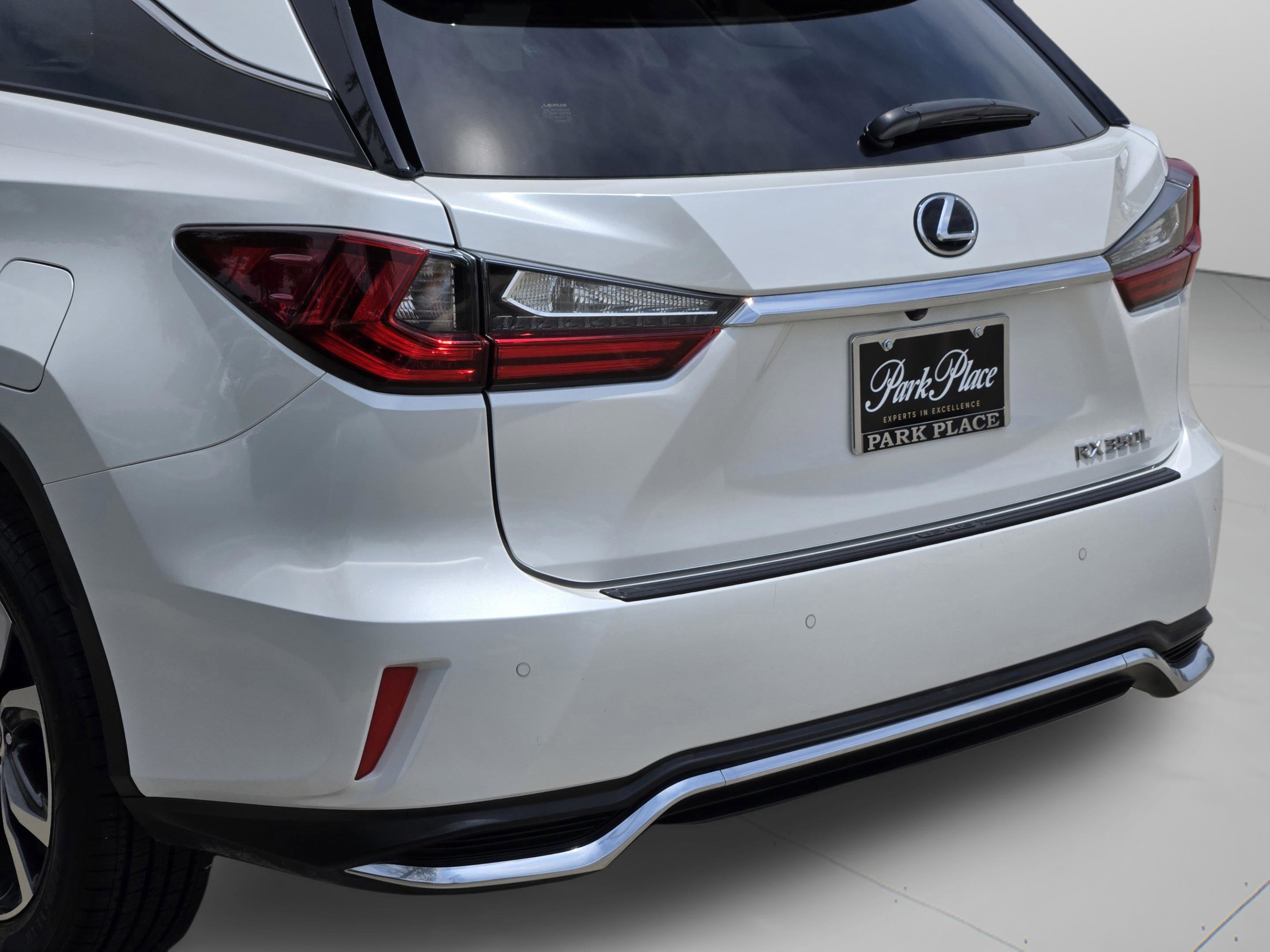 Used 2021 Lexus RX 350L FWD w/ Premium Package image 41