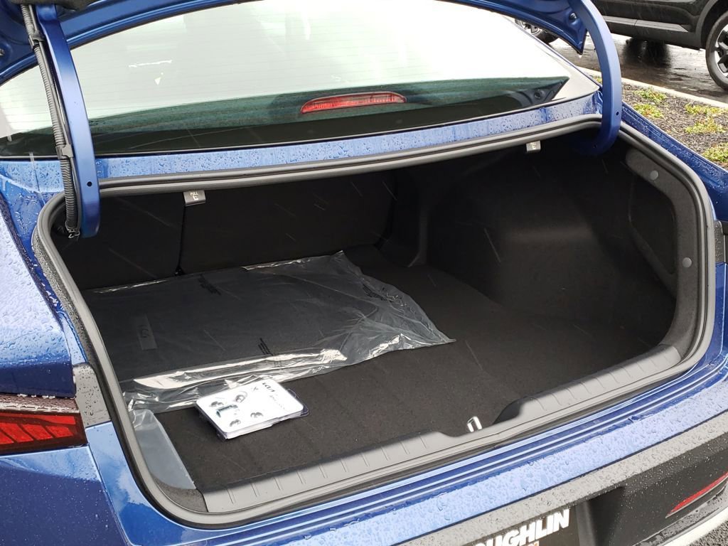 New 2025 Kia K4 LXS image 7